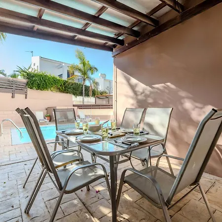 Βίλα Maria Πρωταράς