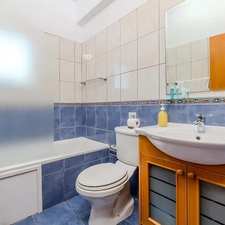 Maria Villa Protarász