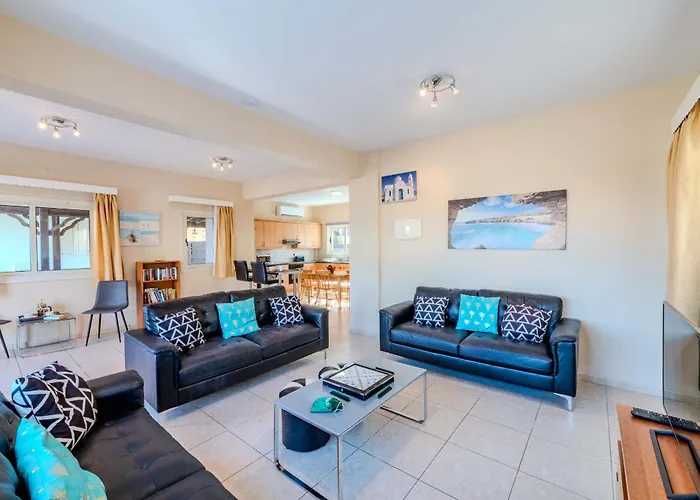 Maria Willa Protaras